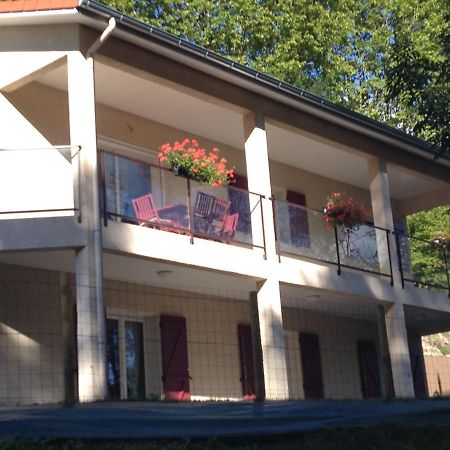 Le Mas De Servant Roulottes Et Chambres D'Hotes Auberives-en-Royans Exteriér fotografie