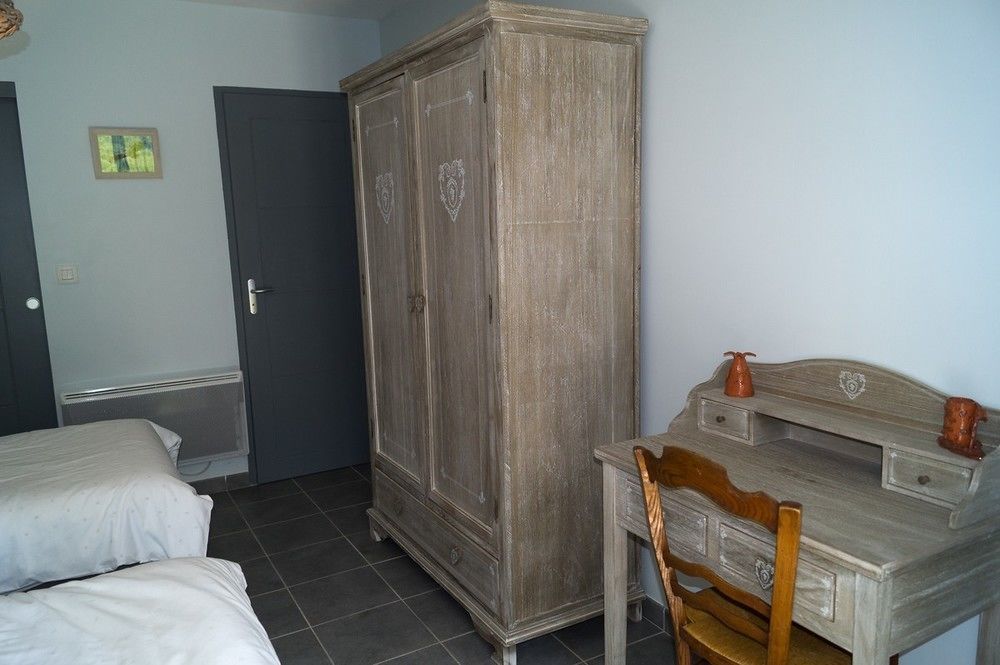 Le Mas De Servant Roulottes Et Chambres D'Hotes Auberives-en-Royans Exteriér fotografie
